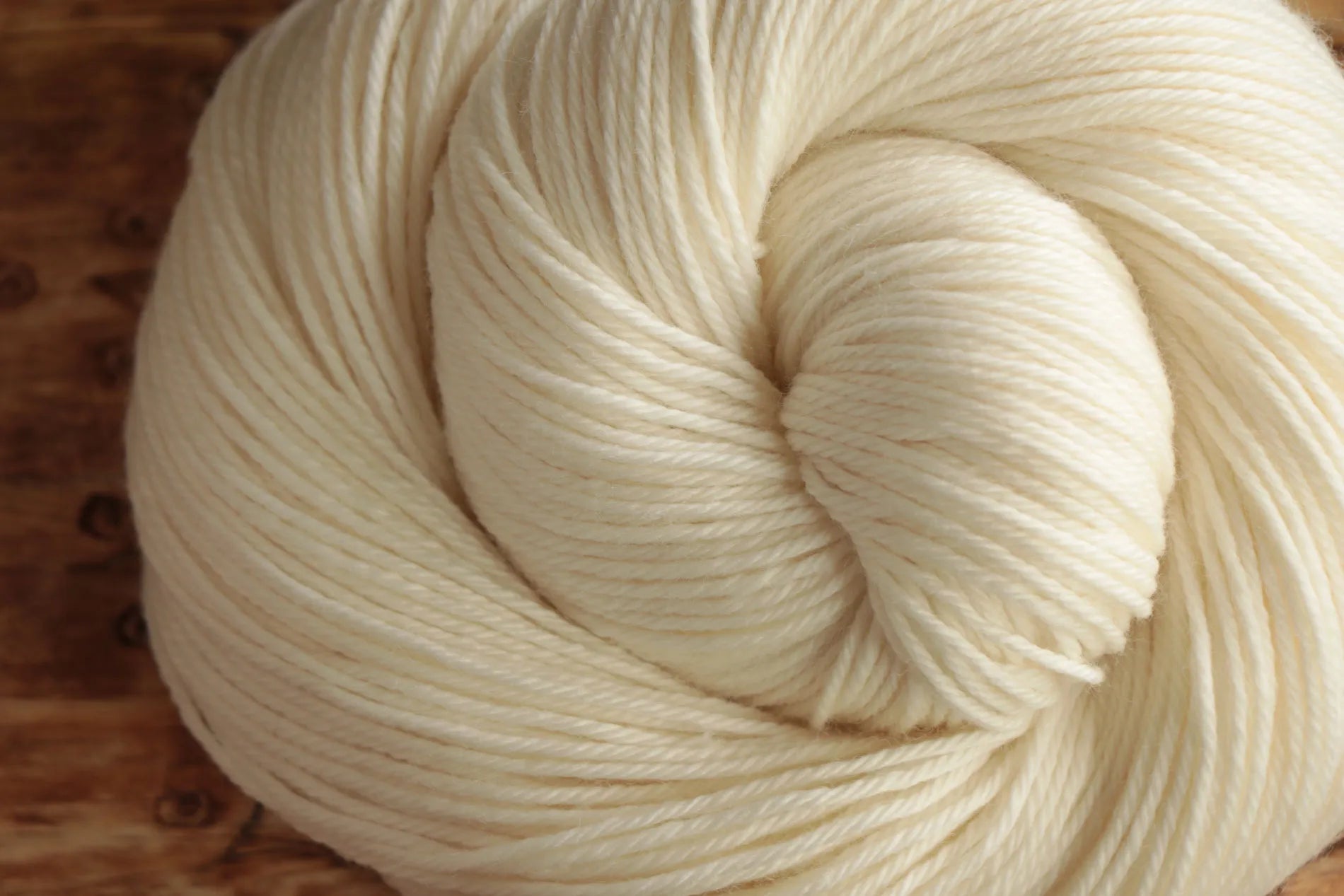 Superwash vs. Non-Superwash Merino: A Crafter's Guide